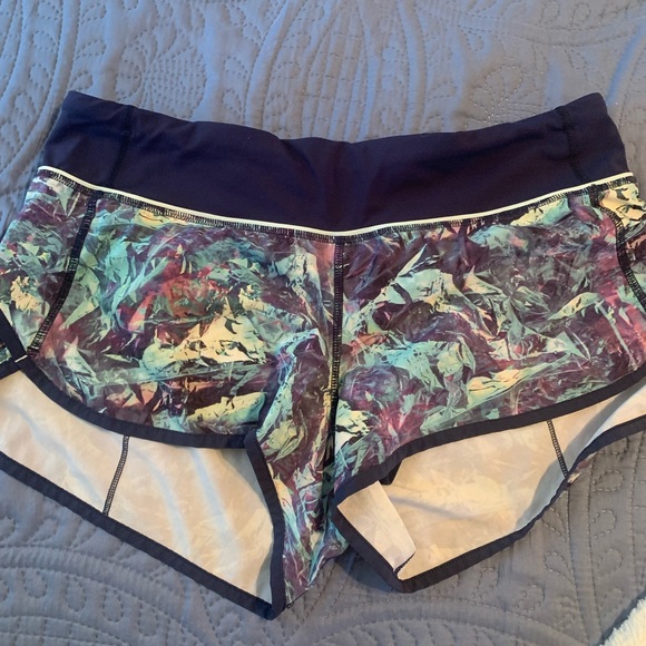 Lululemon Speed Shorts - Picture 1 of 6